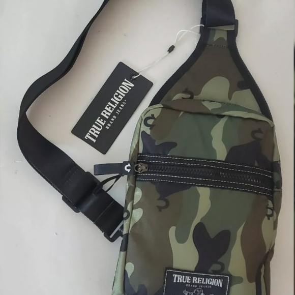 TRUE RELIGION | CROSSBODY SLING BAG | GREEN CAMO | UNISEX | NWT - Picture 2 of 7